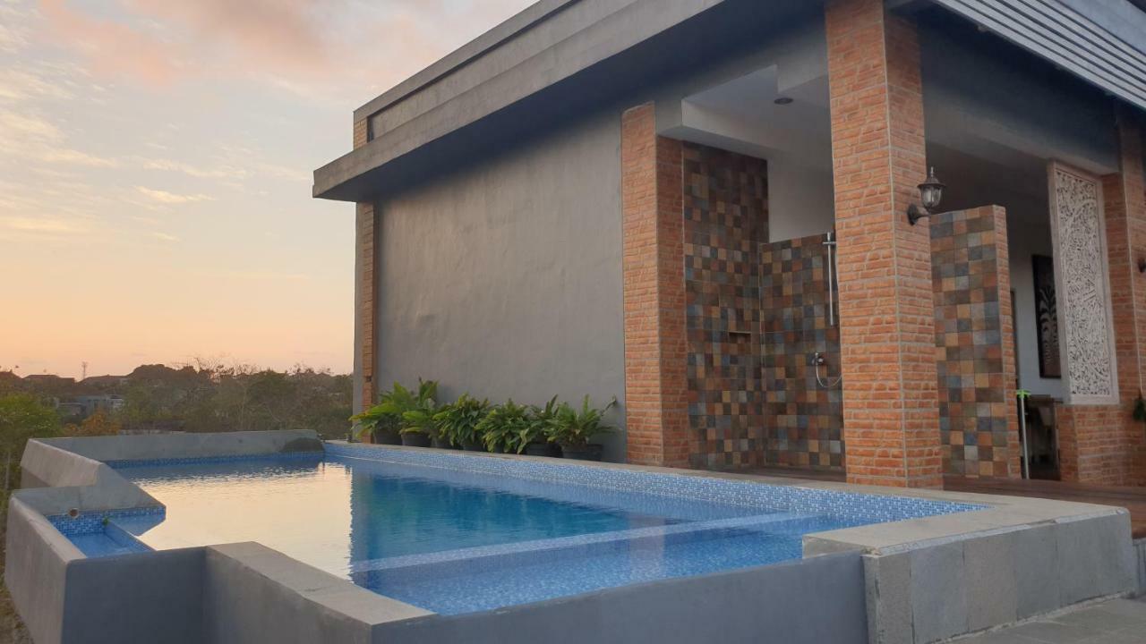 Clover Bali Jimbaran  Exterior photo